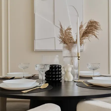 Luxurious 13th Floor Beige In With Furnished Balcony By Renters Prestige * Breslavia