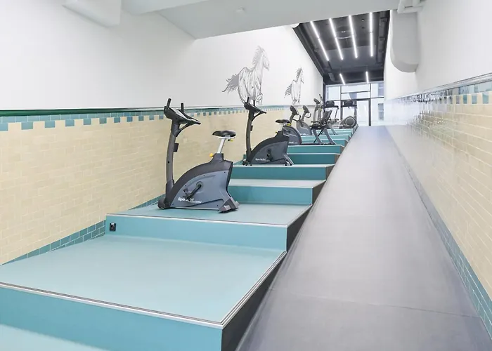 Luxurious 13th Floor Beige In With Furnished Balcony By Renters Prestige * 브로츠와프